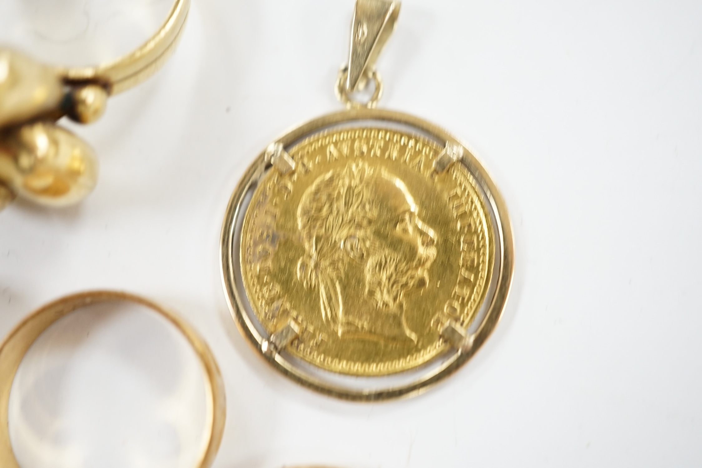 A 1915 gold coin in pendant mount, a pair of two stone cabochon garnet set drop earrings, 22mm, three yellow metal rings and a 9ct and gem set clasp. Condition - poor to fair